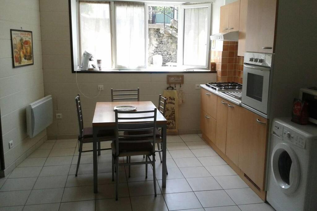 Cure Thermale Ou Vacances D'Ete Au Mont Dore Exterior photo